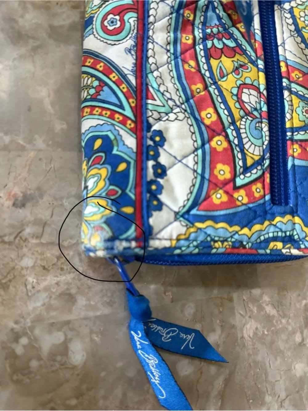 Vera Bradley Turn Lock & Zip  around Marina - Picture 5 of 7